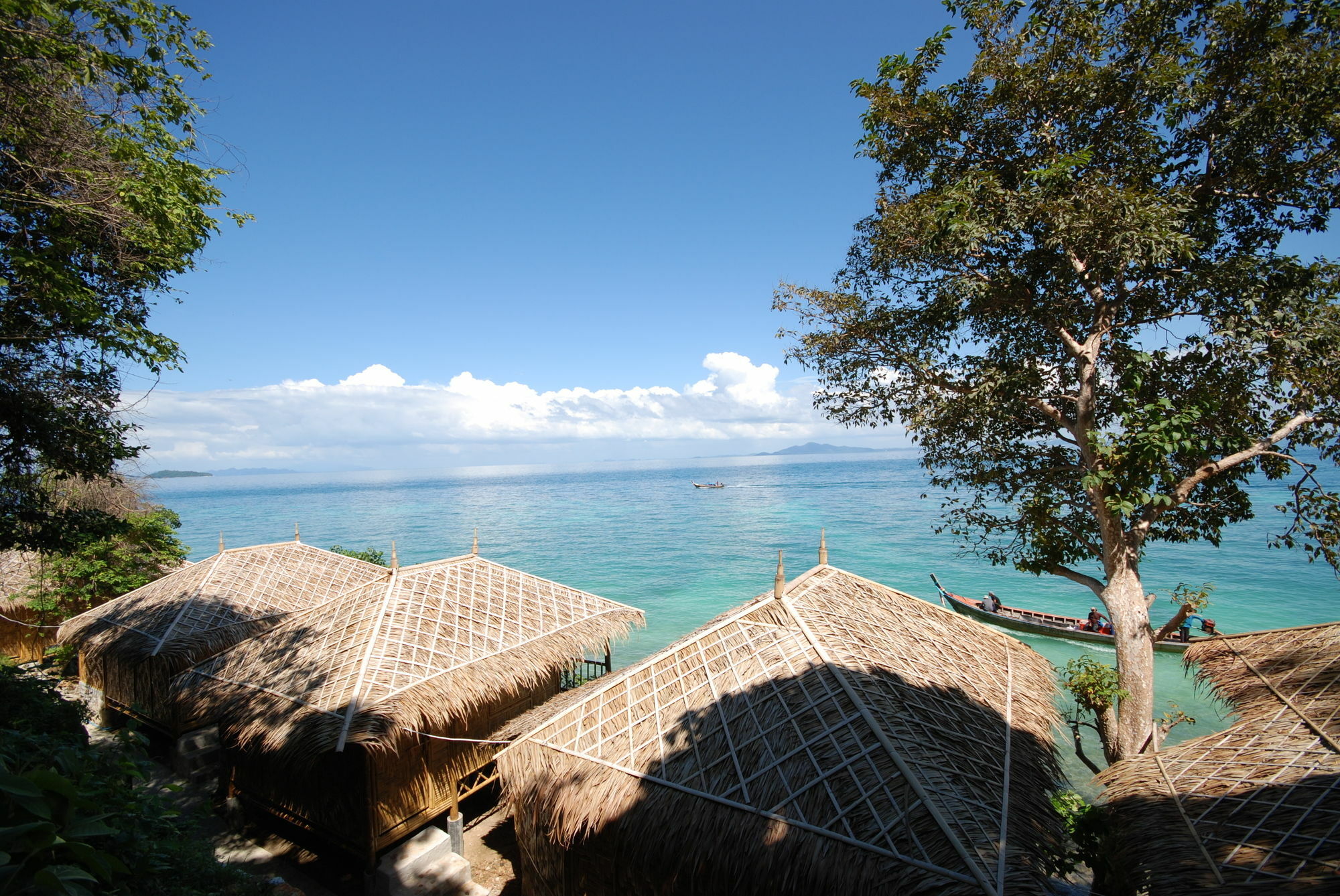 Tohko Beach Resort Phi Phi Don Exterior photo